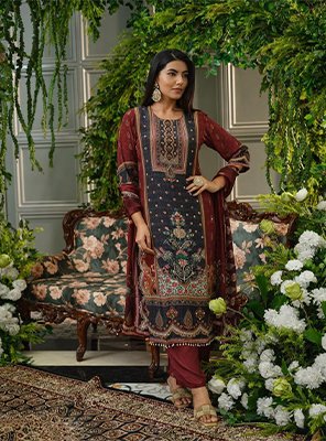 Women Cotton Off White Embroidered Tunic